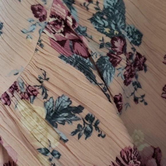 Flower romper brand new with tags - Picture 8 of 8